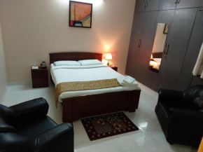 Avuraa Oak hills